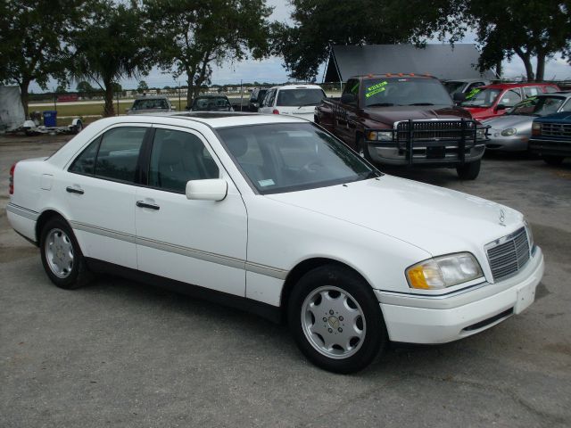 Mercedes-Benz C-Class 1997 photo 2