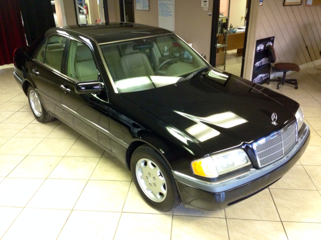 Mercedes-Benz C-Class 1997 photo 3