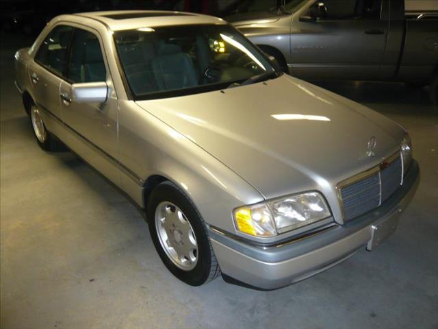 Mercedes-Benz C-Class 1997 photo 3