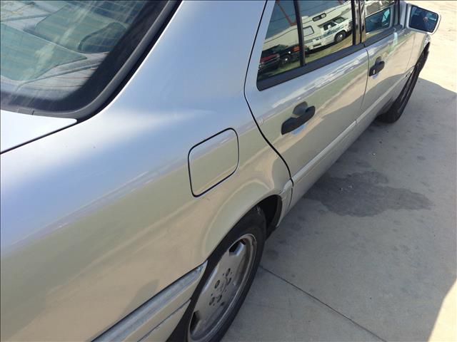 Mercedes-Benz C-Class 1997 photo 1