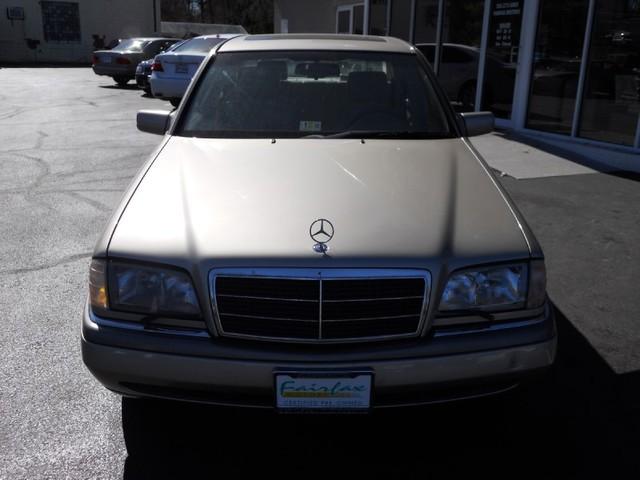 Mercedes-Benz C-Class 1997 photo 1