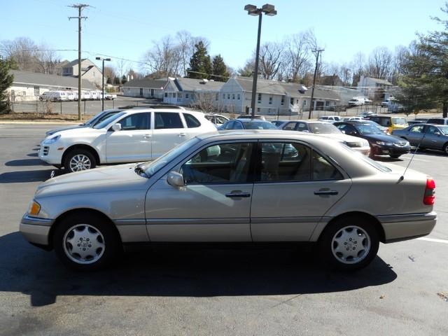 Mercedes-Benz C-Class 1997 photo 3