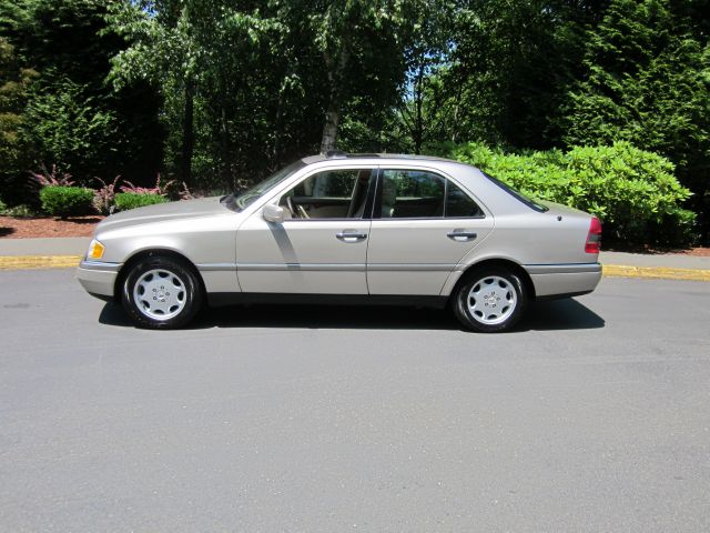 Mercedes-Benz C-Class 1997 photo 3