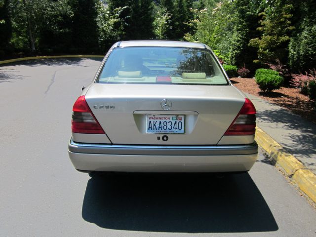 Mercedes-Benz C-Class 1997 photo 4