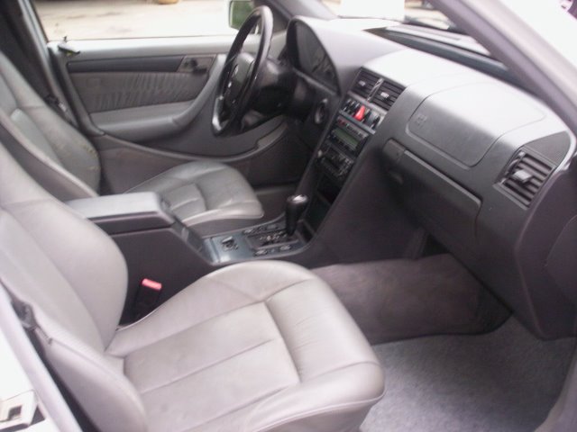 Mercedes-Benz C-Class 1998 photo 6