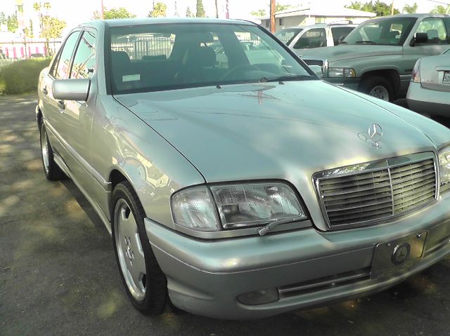 Mercedes-Benz C-Class Lariat XL Sedan