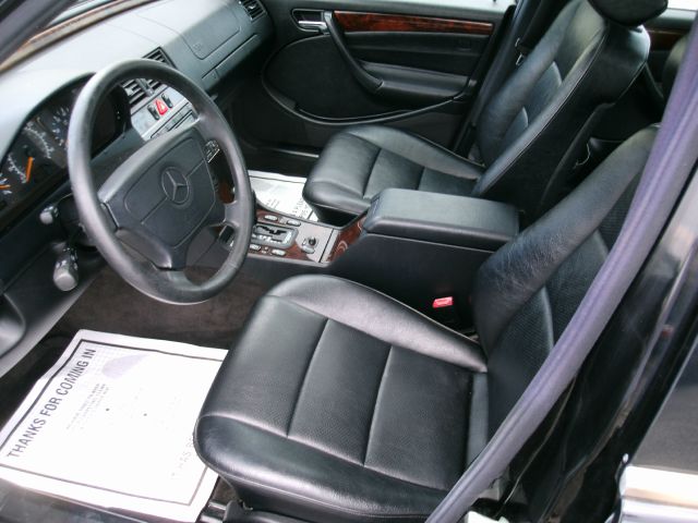 Mercedes-Benz C-Class 1998 photo 2
