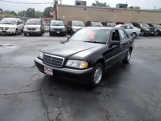 Mercedes-Benz C-Class 1998 photo 3