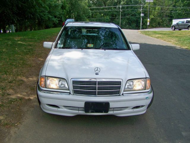 Mercedes-Benz C-Class 1998 photo 2
