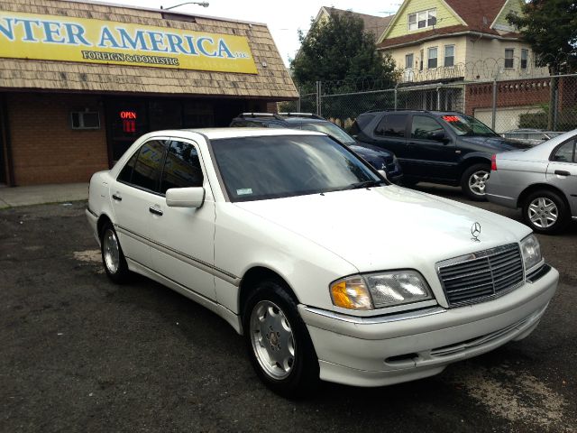 Mercedes-Benz C-Class Clk350 Coupe Sedan