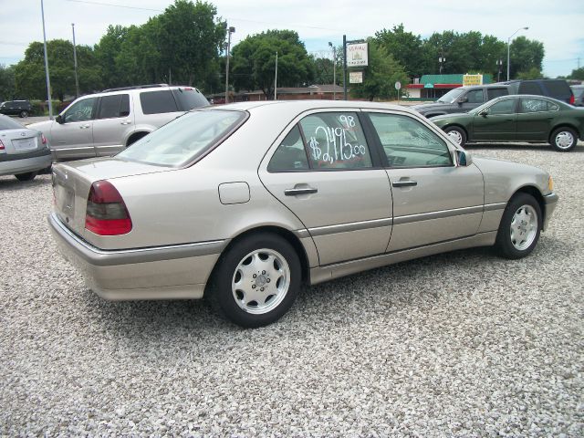 Mercedes-Benz C-Class LS Ultimate Sedan