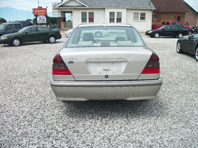 Mercedes-Benz C-Class 1998 photo 1