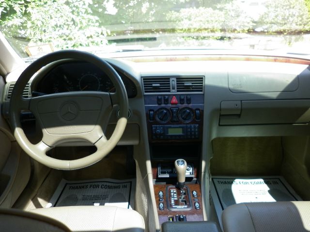 Mercedes-Benz C-Class 1999 photo 7