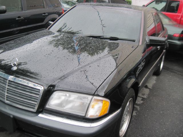 Mercedes-Benz C-Class 1999 photo 3