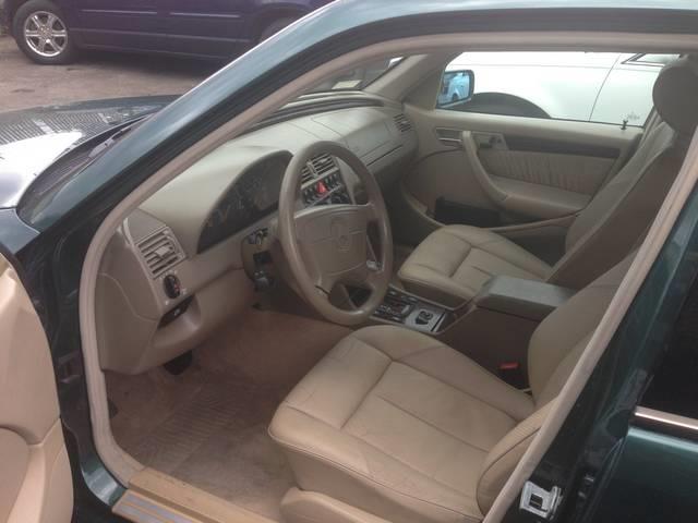 Mercedes-Benz C-Class 1999 photo 2