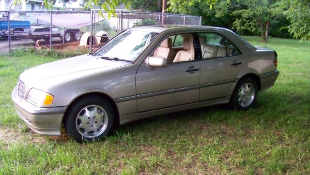 Mercedes-Benz C-Class Clk350 Coupe Sedan