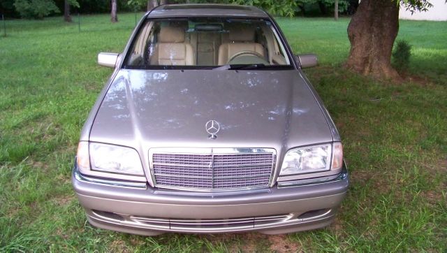 Mercedes-Benz C-Class 1999 photo 2