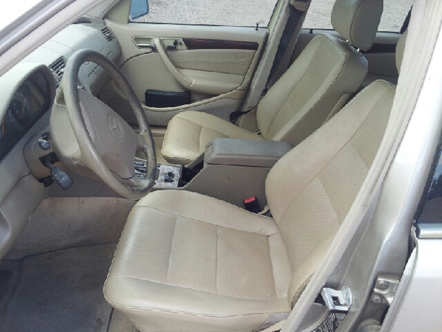 Mercedes-Benz C-Class 1999 photo 2
