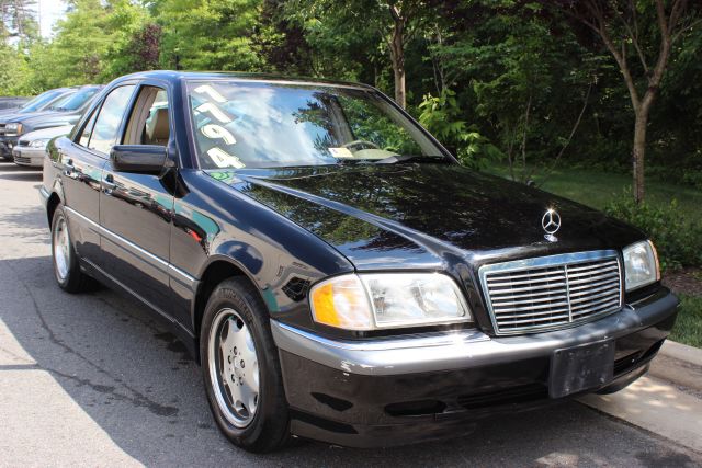 Mercedes-Benz C-Class 1999 photo 3
