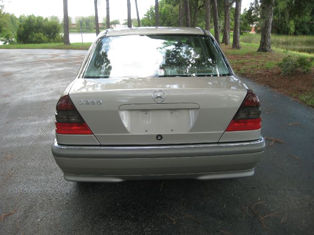 Mercedes-Benz C-Class 1999 photo 3