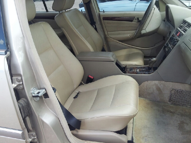 Mercedes-Benz C-Class 1999 photo 4