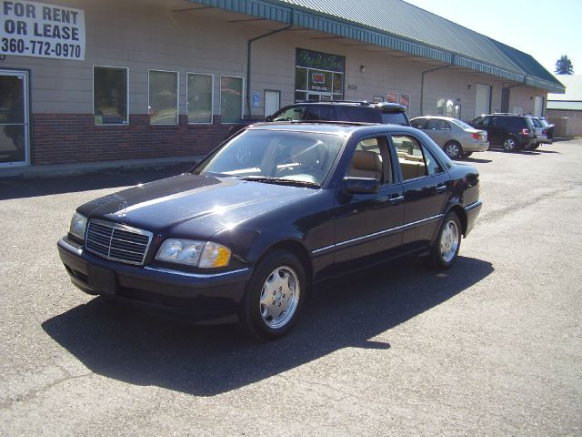 Mercedes-Benz C-Class 1999 photo 1