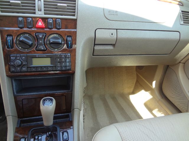 Mercedes-Benz C-Class 2000 photo 3