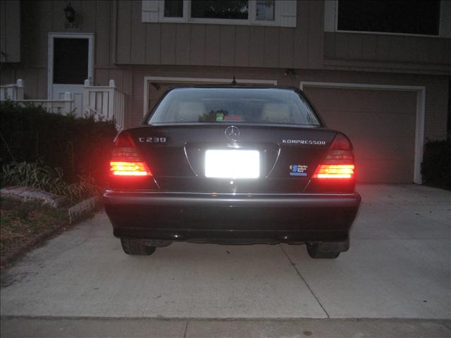 Mercedes-Benz C-Class 2000 photo 2