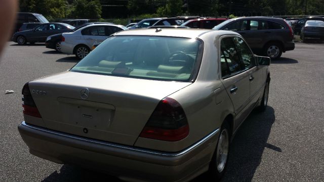 Mercedes-Benz C-Class 2000 photo 1