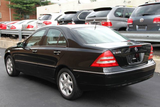 Mercedes-Benz C-Class 2001 photo 4