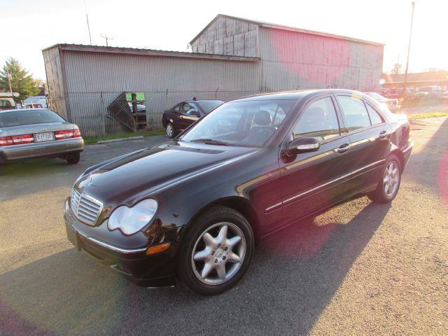 Mercedes-Benz C-Class 2001 photo 2