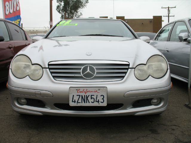 Mercedes-Benz C-Class 2002 photo 1