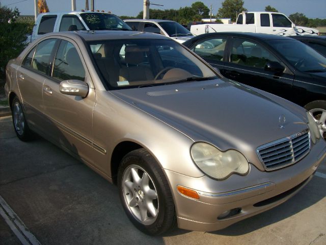 Mercedes-Benz C-Class 2002 photo 4