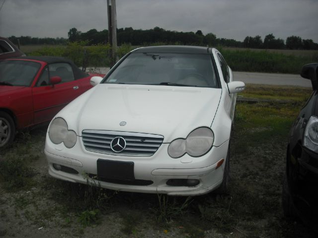 Mercedes-Benz C-Class 2002 photo 3
