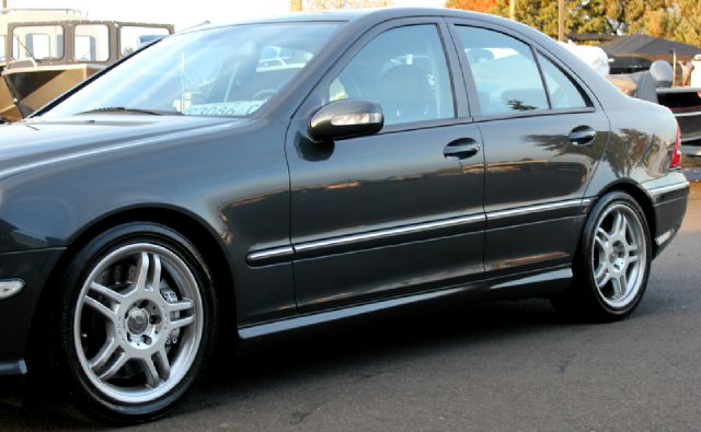 Mercedes-Benz C-Class 2002 photo 1