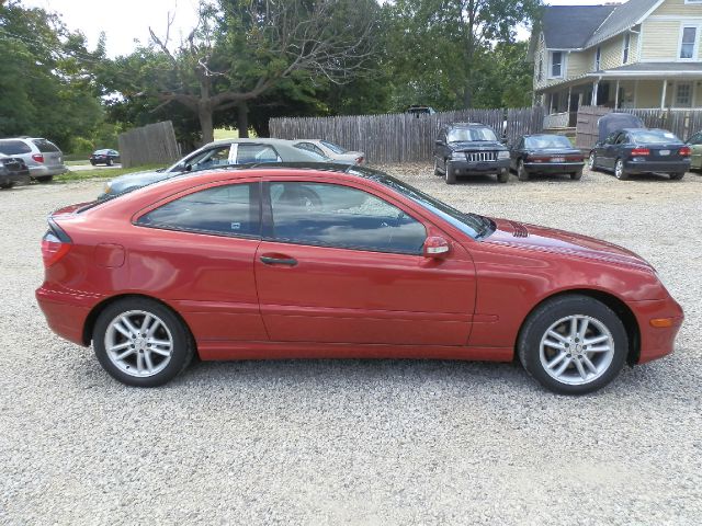 Mercedes-Benz C-Class 2002 photo 1