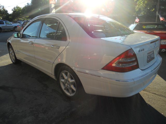 Mercedes-Benz C-Class 2002 photo 4