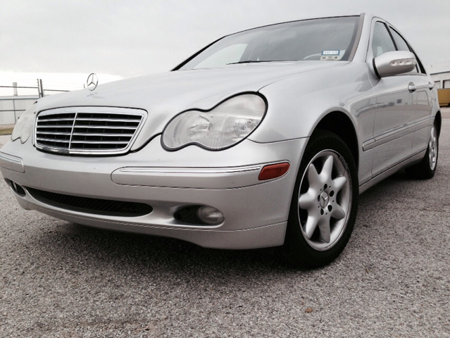Mercedes-Benz C-Class 2002 photo 1