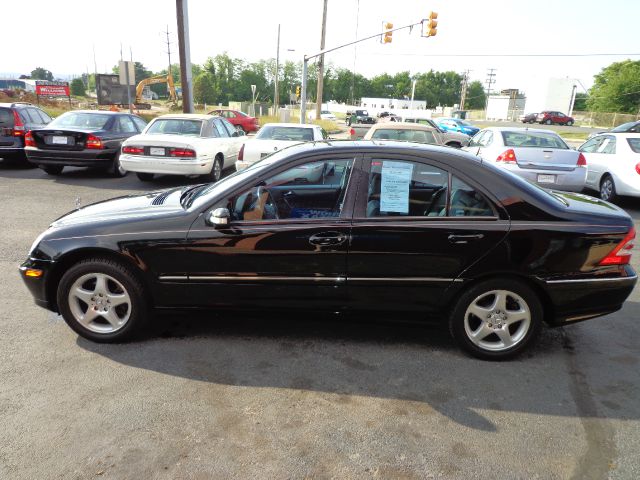 Mercedes-Benz C-Class 2002 photo 19