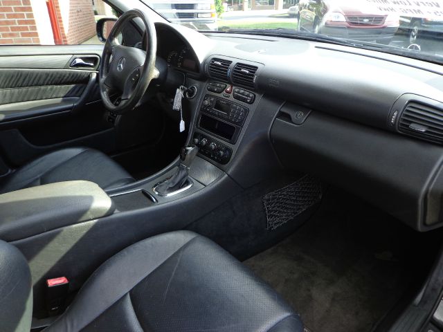 Mercedes-Benz C-Class 2002 photo 6