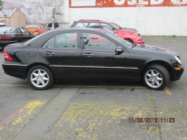 Mercedes-Benz C-Class 2002 photo 3
