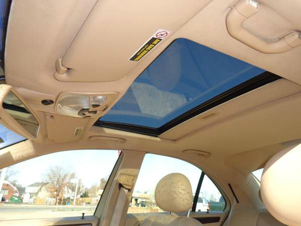 Mercedes-Benz C-Class E-350 Super Duty 158 WB DRW Sedan