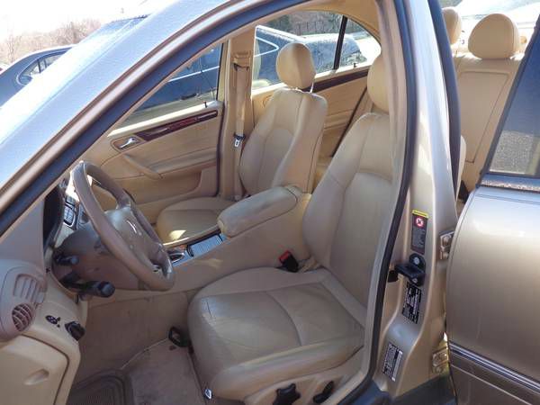 Mercedes-Benz C-Class 2002 photo 1