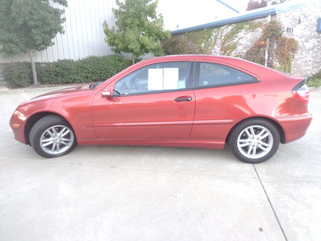 Mercedes-Benz C-Class 2002 photo 3