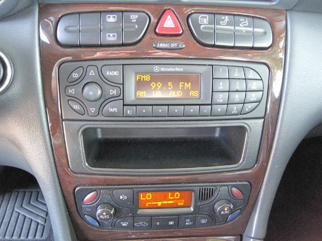 Mercedes-Benz C-Class 2002 photo 1