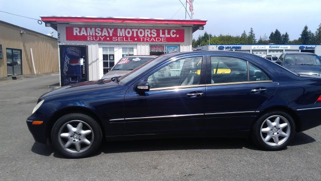 Mercedes-Benz C-Class 2002 photo 2