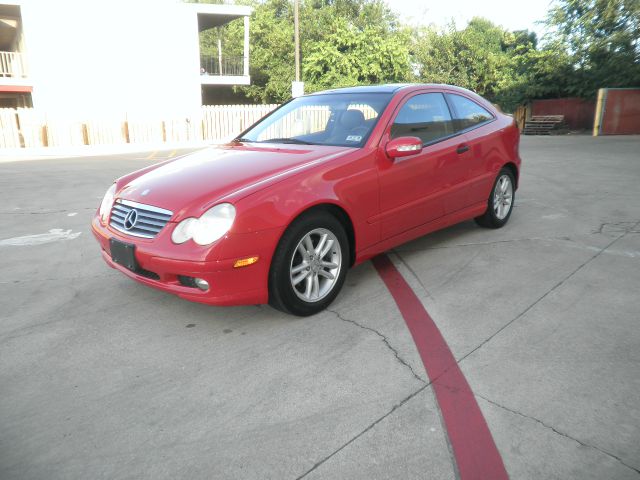 Mercedes-Benz C-Class 2002 photo 4