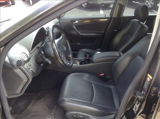 Mercedes-Benz C-Class 2002 photo 3