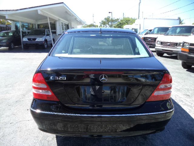 Mercedes-Benz C-Class 2002 photo 3