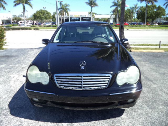 Mercedes-Benz C-Class 2002 photo 4